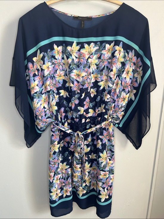 BCBGMaxAzria Dresses & Skirts - BCBGMaxAzria Lois Kimono Sleeve Floral Print Chiffon Mini Dress